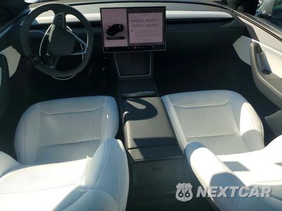 Zdjęcie 8 z 12 samochodu: 2026 TESLA MODEL Y VIN:7SAYGDED3TF659779 - miniatura