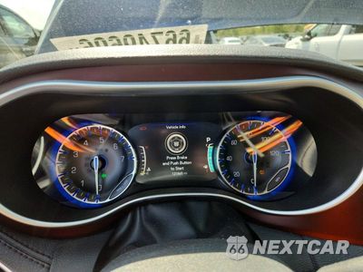 Zdjęcie 9 z 13 samochodu: 2019 CHRYSLER PACIFICA LIMITED VIN:2C4RC1GG2KR574423 - miniatura