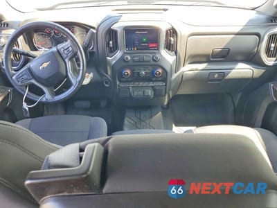 Zdjęcie 8 z 12 samochodu: 2019 CHEVROLET SILVERADO C1500 LT VIN:1GCRWCED3KZ229127 - miniatura