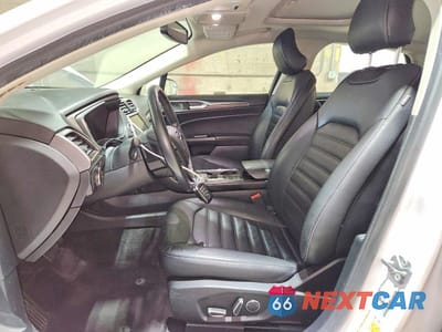Zdjęcie 7 z 12 samochodu: 2017 FORD FUSION SE VIN:3FA6P0HD6HR347587 - miniatura