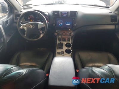 Zdjęcie 8 z 13 samochodu: 2012 TOYOTA HIGHLANDER SE VIN:5TDBK3EH1CS169982 - miniatura