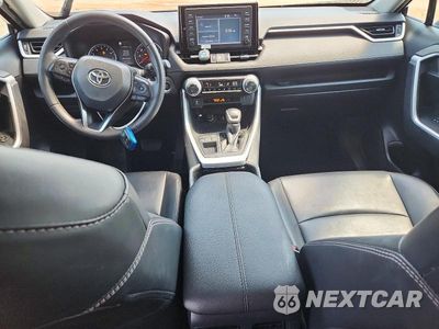Zdjęcie 8 z 13 samochodu: 2019 TOYOTA RAV4 XLE PREMIUM VIN:2T3C1RFV0KW048095 - miniatura
