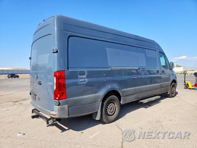 Trzecie zdjęcie samochodu z tyłu: 2019 MERCEDES-BENZ SPRINTER DELIVERY VAN VIN:WD4PF1CD4KP123737 - miniatura