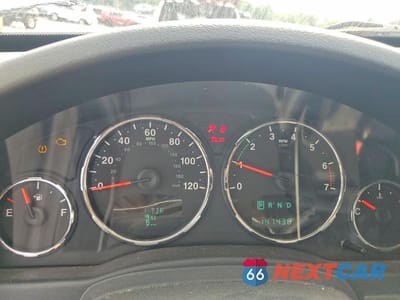Zdjęcie 9 z 13 samochodu: 2012 JEEP LIBERTY JET VIN:1C4PJMFK0CW137422 - miniatura