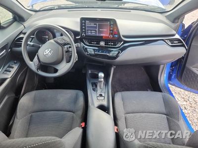 Zdjęcie 8 z 12 samochodu: 2019 TOYOTA C-HR LE VIN:NMTKHMBXXKR084524 - miniatura