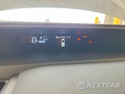 Zdjęcie 9 z 13 samochodu: 2015 TOYOTA PRIUS C TWO VIN:JTDKDTB34F1105598 - miniatura