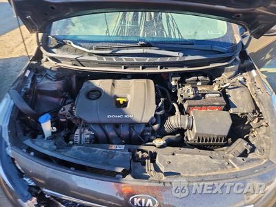 Zdjęcie 11 z 12 samochodu: 2018 KIA FORTE LX VIN:3KPFK4A73JE181126 - miniatura