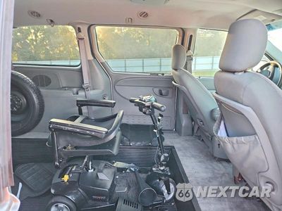 Zdjęcie 11 z 13 samochodu: 2007 DODGE GRAND CARAVAN SE VIN:1D4GP24R77B178228 - miniatura