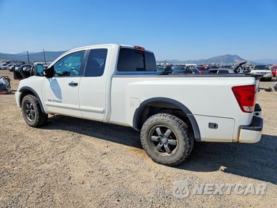 Drugie zdjęcie samochodu z przodu: 2010 NISSAN TITAN SV VIN:1N6AA0CC5EN501917 - miniatura