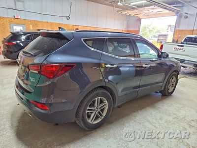 Trzecie zdjęcie samochodu z tyłu: 2017 HYUNDAI SANTA FE SPORT 2.4L VIN:5NMZUDLB6HH030664 - miniatura