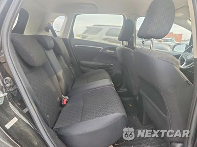 Zdjęcie 10 z 12 samochodu: 2016 HONDA FIT LX VIN:JHMGK5H58GS002758 - miniatura