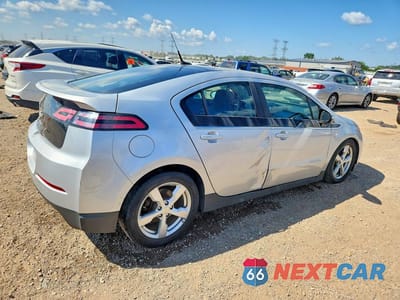 Trzecie zdjęcie samochodu z tyłu: 2012 CHEVROLET VOLT VIN:1G1RA6E44CU106542 - miniatura