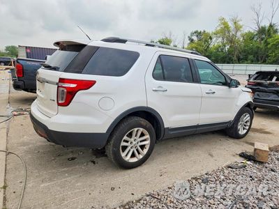 Trzecie zdjęcie samochodu z tyłu: 2015 FORD EXPLORER XLT VIN:1FM5K8D89FGC35488 - miniatura