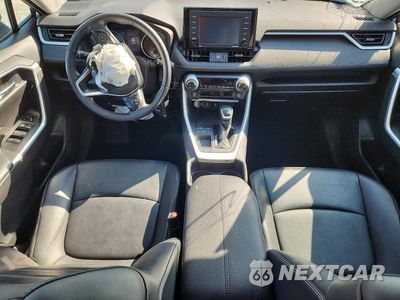 Zdjęcie 8 z 12 samochodu: 2021 TOYOTA RAV4 XLE PREMIUM VIN:2T3C1RFV0MW173813 - miniatura
