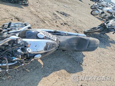 Piąte zdjęcie samochodu w środku: 2022 INDIAN MOTORCYCLE CO. ROADMASTER LIMITED VIN:56KTKABBXN3405567 - miniatura