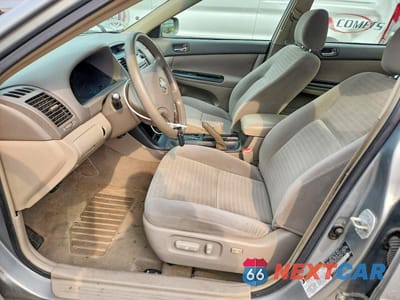 Zdjęcie 7 z 12 samochodu: 2005 TOYOTA CAMRY LE VIN:4T1BE32K65U525845 - miniatura