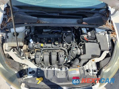 Zdjęcie 11 z 12 samochodu: 2014 FORD FOCUS TITANIUM VIN:1FADP3J21EL240653 - miniatura