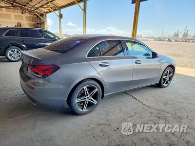Trzecie zdjęcie samochodu z tyłu: 2019 MERCEDES-BENZ A 220 VIN:WDD3G4EB2KW030844 - miniatura