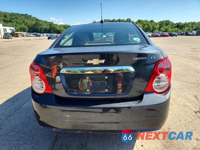 Zdjęcie 6 z 12 samochodu: 2015 CHEVROLET SONIC LT VIN:1G1JC5SH6F4183068 - miniatura