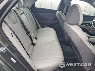 Zdjęcie 10 z 12 samochodu: 2025 HYUNDAI ELANTRA LIMITED VIN:KMHLP4DG0SU908480 - miniatura