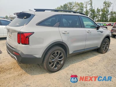 Trzecie zdjęcie samochodu z tyłu: 2023 KIA SORENTO X-LINE SX PRESTIGE VIN:5XYRKDLF9PG249572 - miniatura