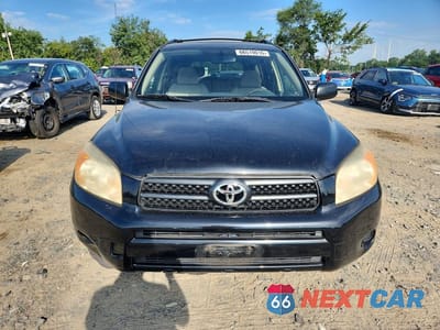 Piąte zdjęcie samochodu w środku: 2006 TOYOTA RAV4 VIN:JTMZD33V866013234 - miniatura