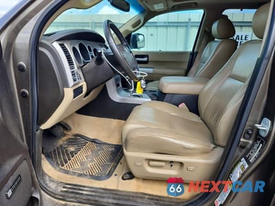 Zdjęcie 7 z 13 samochodu: 2008 TOYOTA SEQUOIA LIMITED VIN:5TDZY68A78S009416 - miniatura