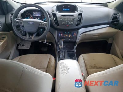 Zdjęcie 8 z 13 samochodu: 2018 FORD ESCAPE SE VIN:1FMCU0GD7JUC10790 - miniatura