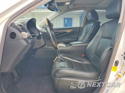 Zdjęcie 7 z 12 samochodu: 2016 LEXUS LS 460 VIN:JTHBL5EF7G5141623 - miniatura
