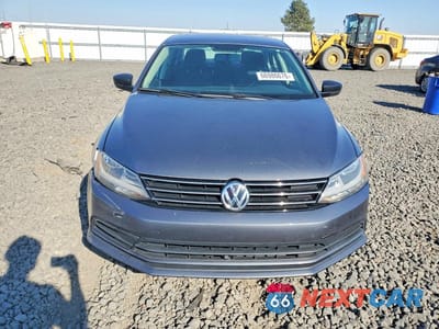 Piąte zdjęcie samochodu w środku: 2015 VOLKSWAGEN JETTA SE VIN:3VWD17AJ0FM208994 - miniatura