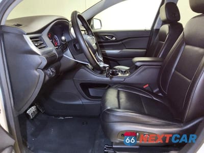 Zdjęcie 7 z 13 samochodu: 2023 GMC ACADIA SLT VIN:1GKKNUL49PZ151140 - miniatura