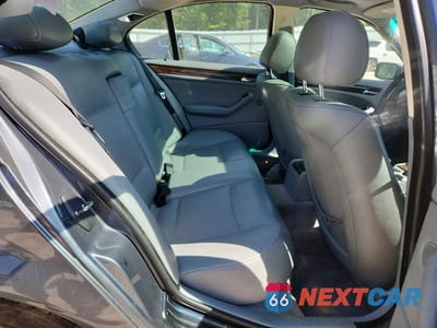 Zdjęcie 10 z 12 samochodu: 2003 BMW 330 XI VIN:WBAEW53423PN30026 - miniatura