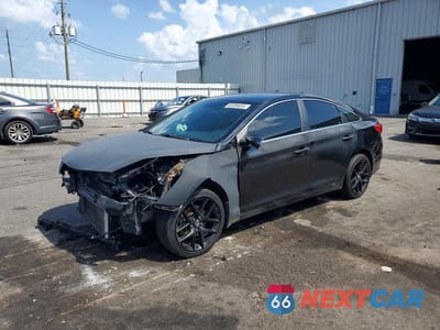 2017 HYUNDAI SONATA SE 5NPE24AFXHH509375 - główne zdjęcie licytacji z USA - miniatura
