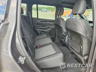 Zdjęcie 11 z 13 samochodu: 2024 JEEP GRAND CHEROKEE LAREDO VIN:1C4RJHAG9RC243316 - miniatura
