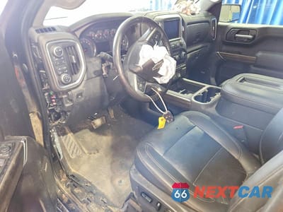 Zdjęcie 8 z 12 samochodu: 2021 CHEVROLET SILVERADO K1500 LT TRAIL BOSS VIN:3GCPYFELXMG302703 - miniatura