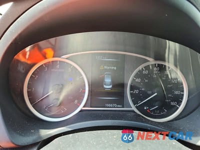 Zdjęcie 9 z 12 samochodu: 2016 NISSAN SENTRA SV VIN:3N1AB7AP3GL667261 - miniatura