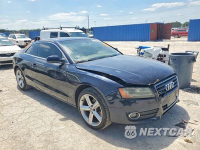 Czwarte zdjęcie samochodu z boku: 2010 AUDI A5 PREMIUM PLUS VIN:WAULFAFR6AA084924 - miniatura