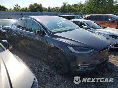Czwarte zdjęcie samochodu z boku: 2016 TESLA MODEL X VIN:5YJXCBE26GF034175 - miniatura