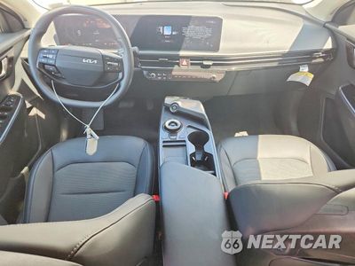 Zdjęcie 8 z 12 samochodu: 2025 KIA EV6 LIGHT LONG RANGE VIN:5XYC34JA7SG012226 - miniatura