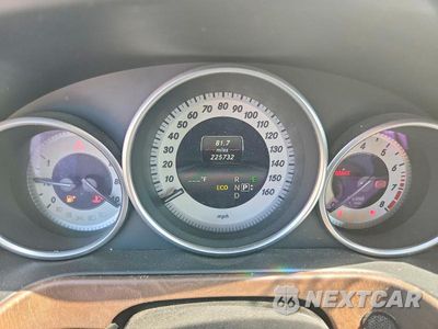Zdjęcie 9 z 13 samochodu: 2014 MERCEDES-BENZ E 350 VIN:WDDHF5KB2EA868876 - miniatura