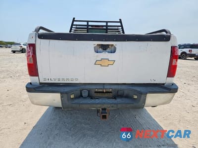 Zdjęcie 6 z 13 samochodu: 2008 CHEVROLET SILVERADO C2500 HEAVY DUTY VIN:1GCHC23K58F139407 - miniatura