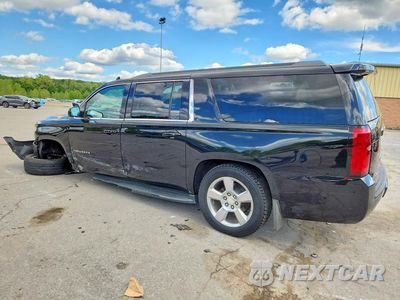 Drugie zdjęcie samochodu z przodu: 2018 CHEVROLET SUBURBAN K1500 LT VIN:1GNSKHKC9JR196744 - miniatura