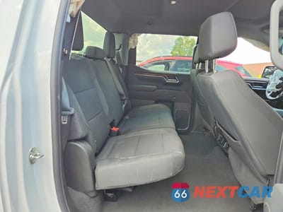 Zdjęcie 10 z 13 samochodu: 2026 CHEVROLET SILVERADO K1500 LT VIN:2GCUKDED5T1157756 - miniatura