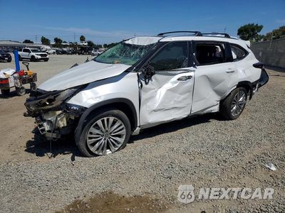 2024 TOYOTA HIGHLANDER PLATINUM 5TDKDRAH7RS052712 - główne zdjęcie licytacji z USA - miniatura