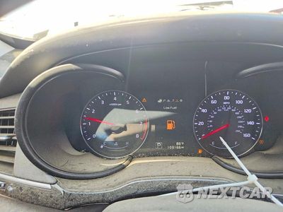 Zdjęcie 9 z 12 samochodu: 2016 KIA K900 LUXURY V6 VIN:KNALU4D33G6031468 - miniatura