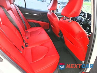 Zdjęcie 10 z 13 samochodu: 2018 TOYOTA CAMRY XSE VIN:4T1B61HK3JU132663 - miniatura