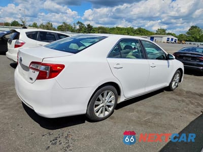 Trzecie zdjęcie samochodu z tyłu: 2012 TOYOTA CAMRY HYBRID LE VIN:4T1BD1FK0CU051485 - miniatura