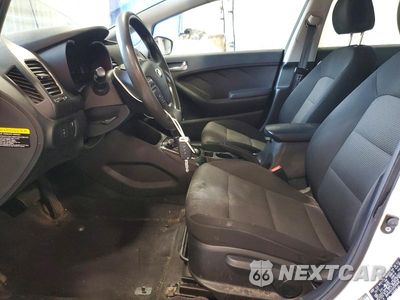 Zdjęcie 7 z 12 samochodu: 2018 KIA FORTE LX VIN:3KPFK4A72JE205626 - miniatura