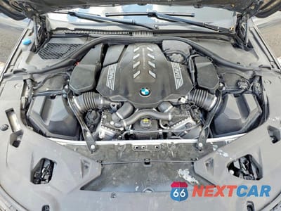 Zdjęcie 11 z 12 samochodu: 2022 BMW M850XI VIN:WBAGV8C09NCH81908 - miniatura
