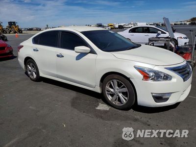 Czwarte zdjęcie samochodu z boku: 2014 NISSAN ALTIMA 2.5 S VIN:1N4AL3AP2EC271663 - miniatura
